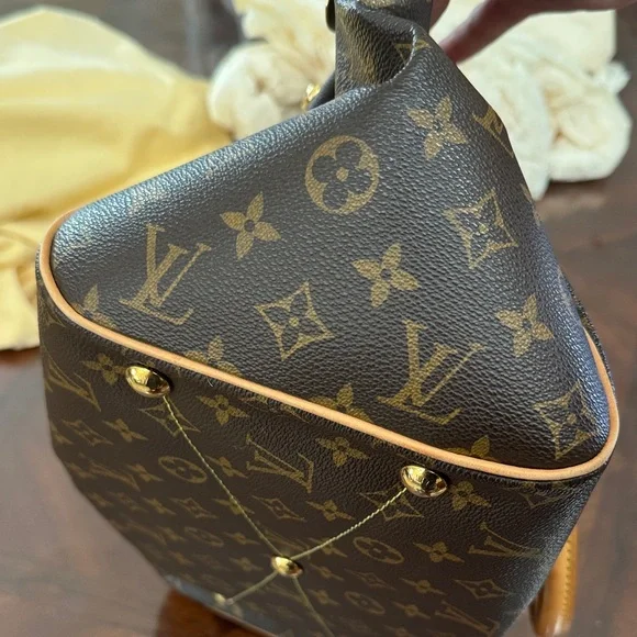 Louis Vuitton Brown Monogram Shoulder Bag - Picture 10 of 16